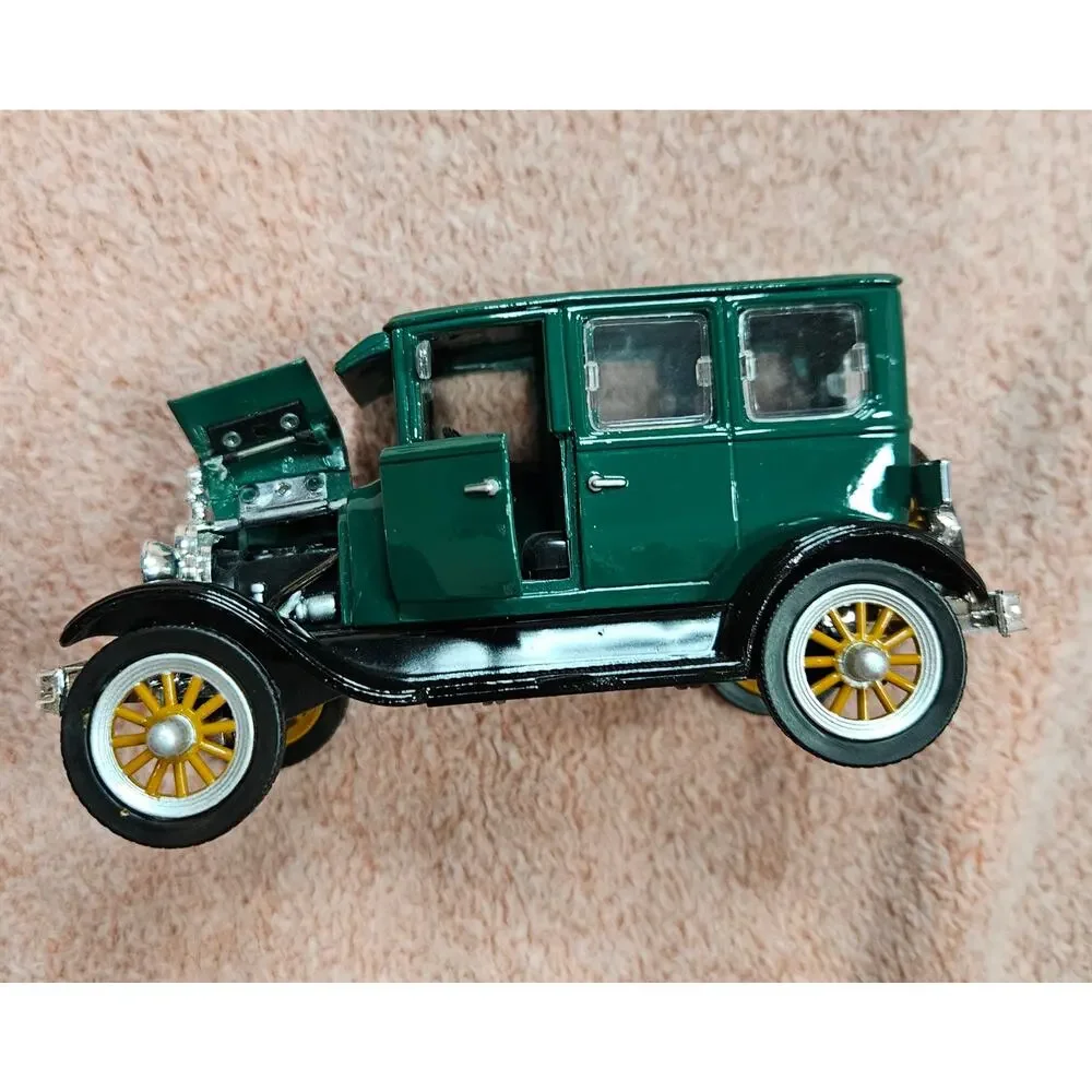 National Motor Museum Mint 1926 Ford Fordor Die-Cast Sedan